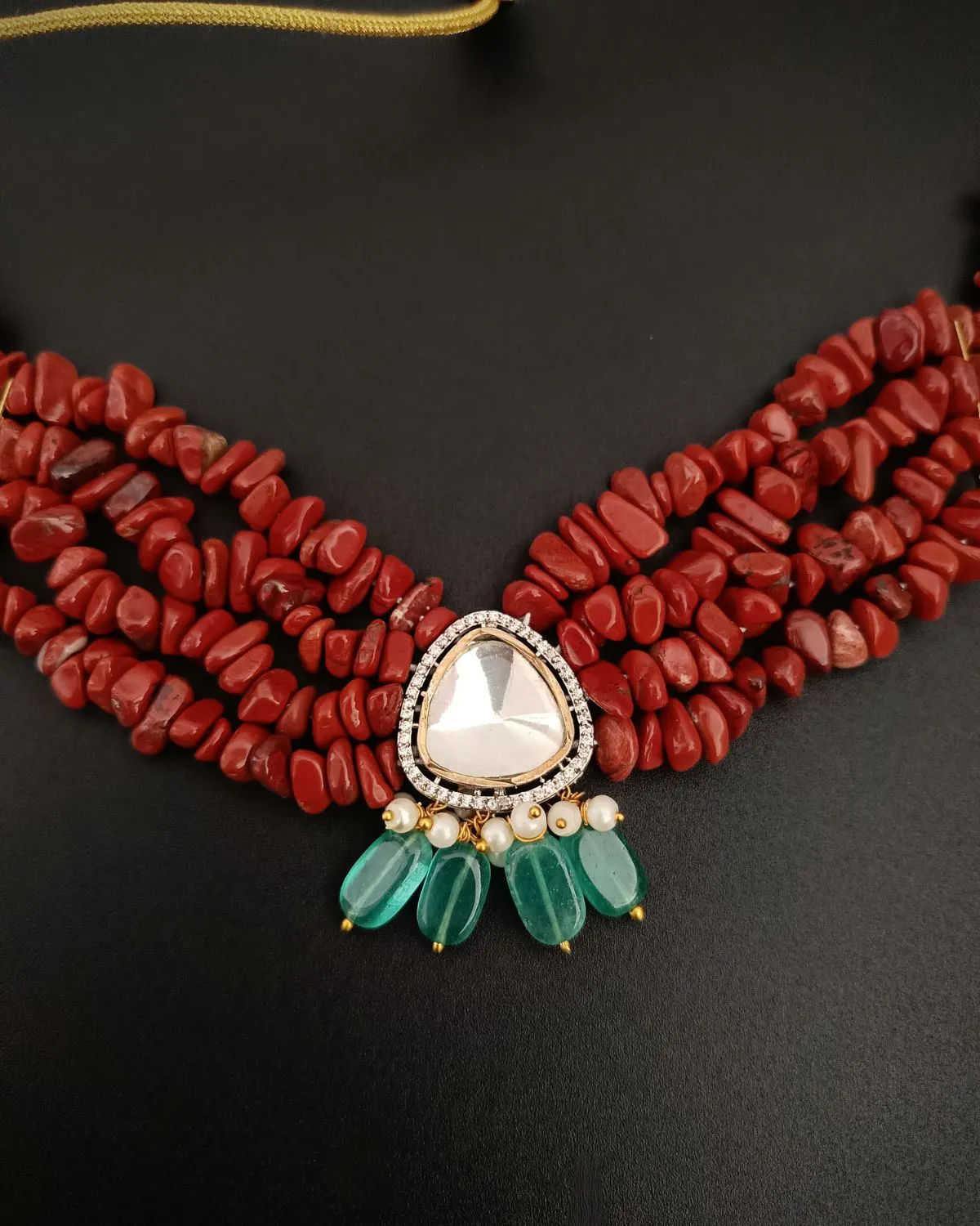 Rani Ember – Jasper & Kundan Statement Choker - Image 2