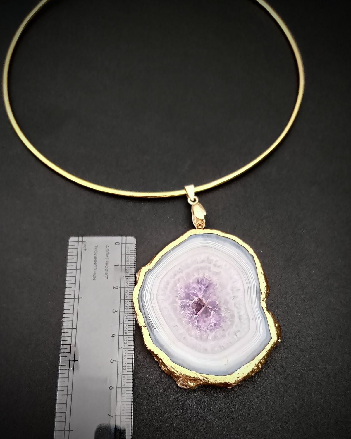 Raw Radiance Necklace- Lilac Agate Slice Stone & Brass Hasli - Image 5