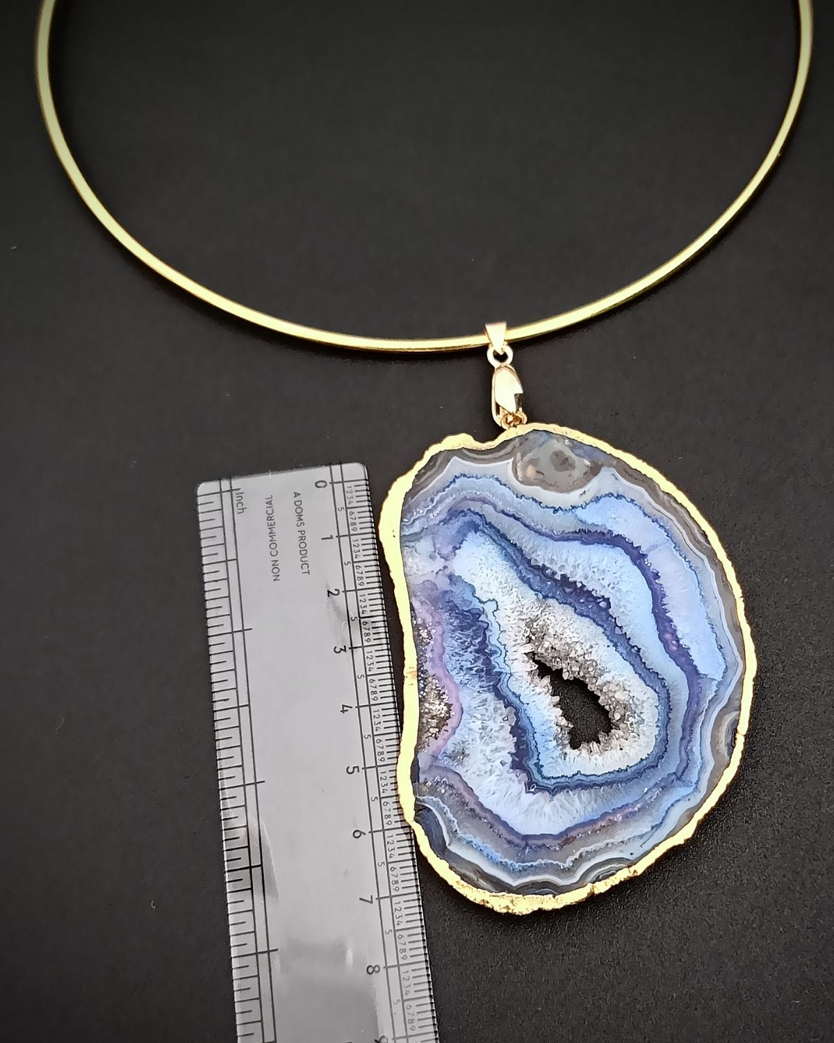 Raw Radiance Necklace- Indigo Agate Slice Stone & Brass Hasli - Image 4