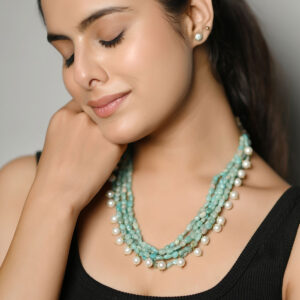 Eternal Bloom Collor Necklace with Jade Stones and Shell Pearls