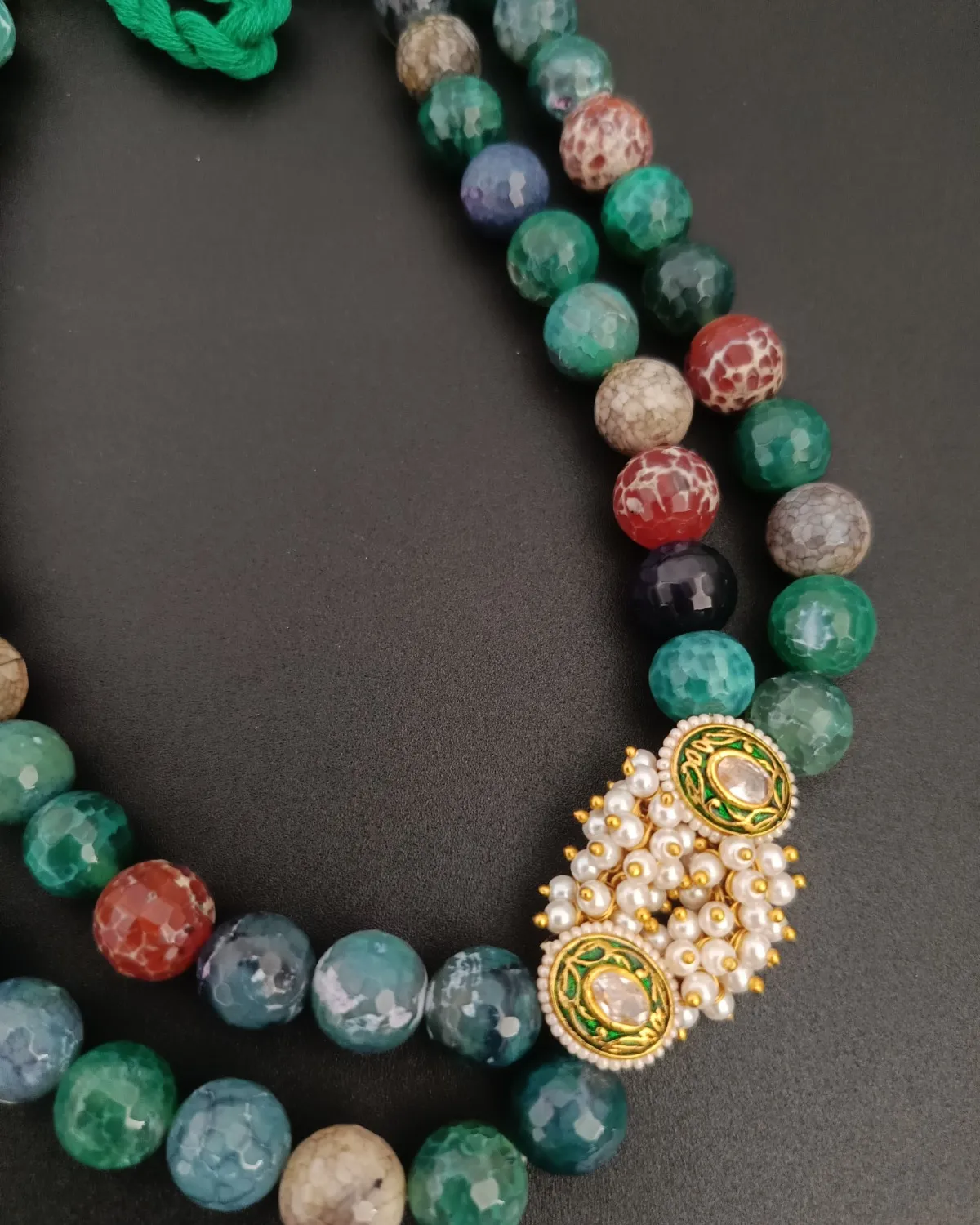 Verdant Royale – Agate & Pearl Layered Necklace - Image 2